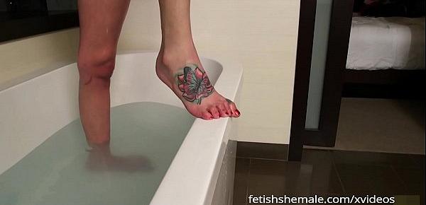  Long Shemale Sexy Feet Compilation